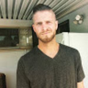 Meet your Posher, Zach